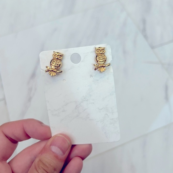 Vintage Gold and Black Earrings Set - Picture 3 of 5